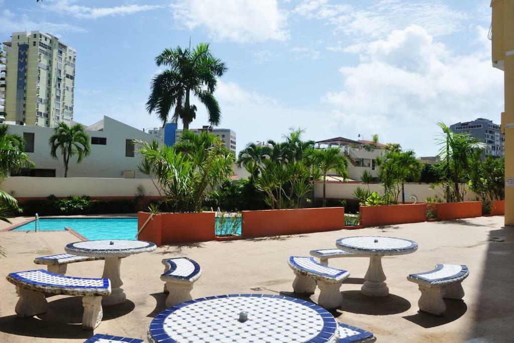 Non Stop Party Apartment Condo ซานฮวน ภายนอก รูปภาพ